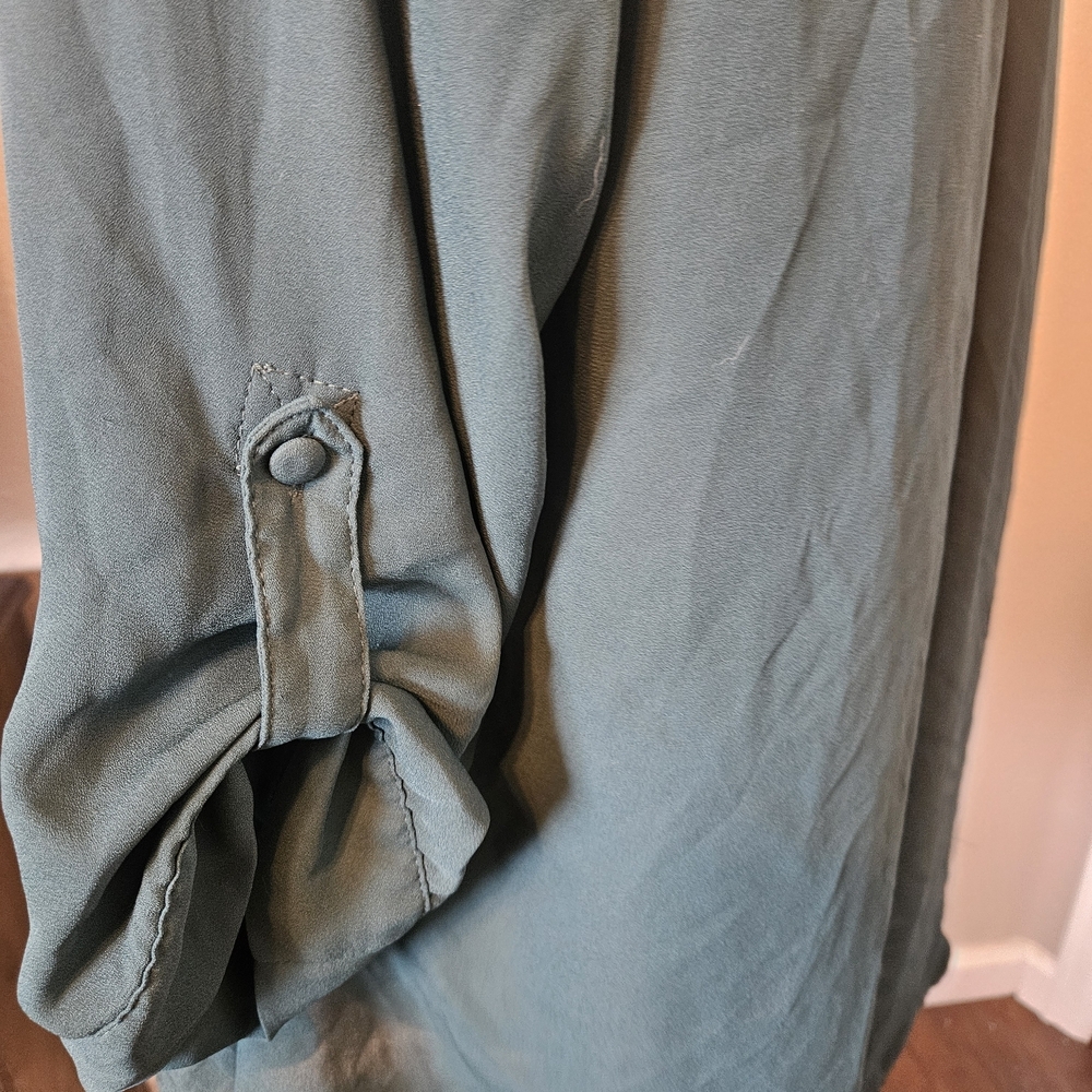 Torrid Deep Green Tunic with Pockets - Picture 2 of 6